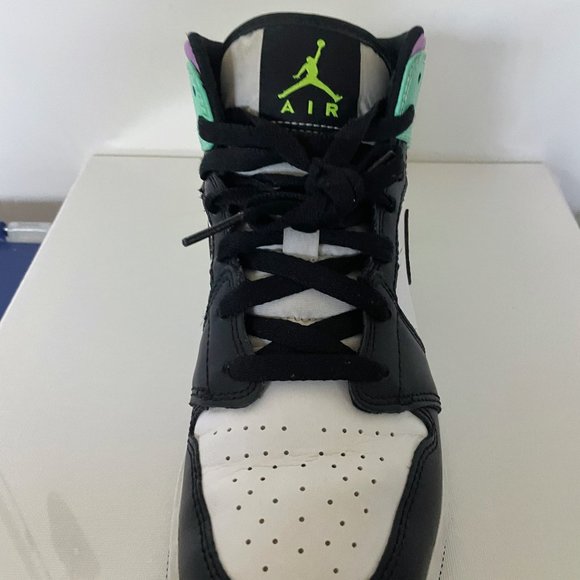 Jordan 1 black and white with purble, turqouise and neon yellow accents - Picture 7 of 11